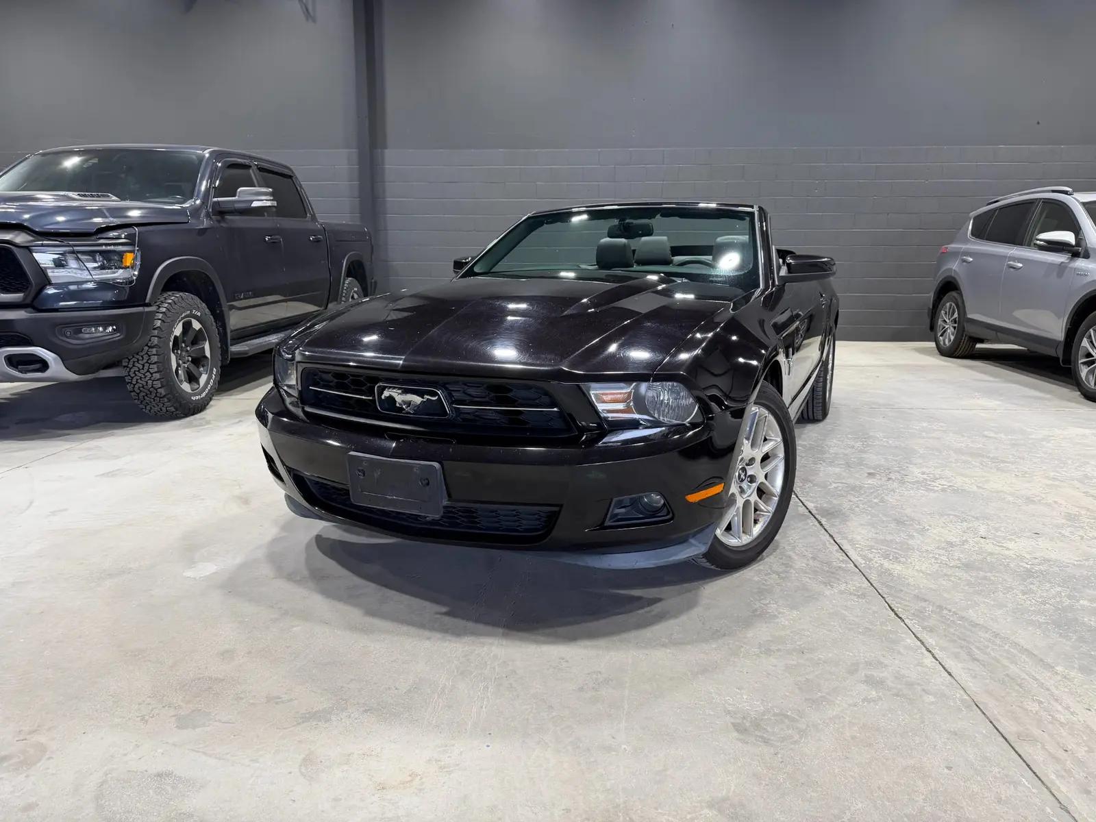 2012 Ford Mustang Premium 2D Convertible, front exterior view