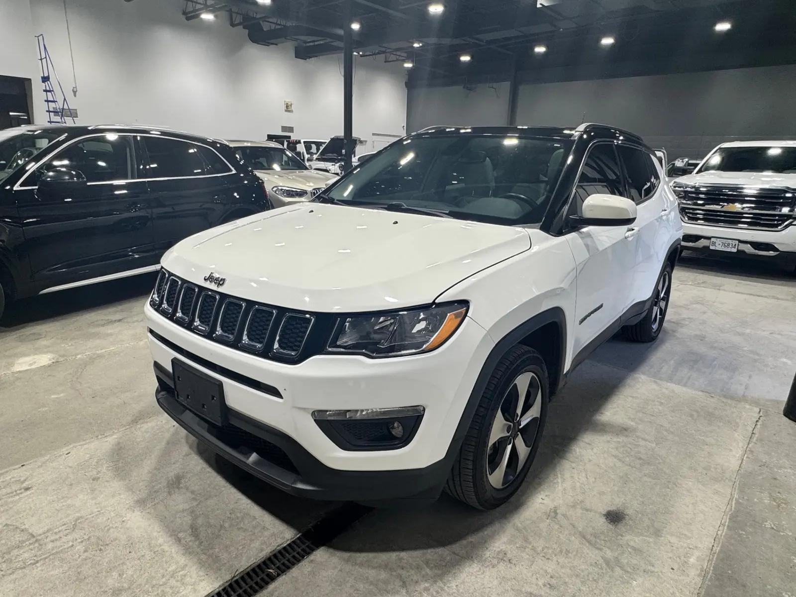 2018 Jeep Compass North, front three quarter view