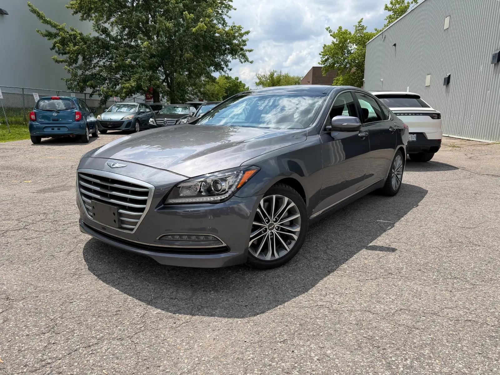 2015 Hyundai Genesis Sedan 3.8L Luxury 4D Sedan