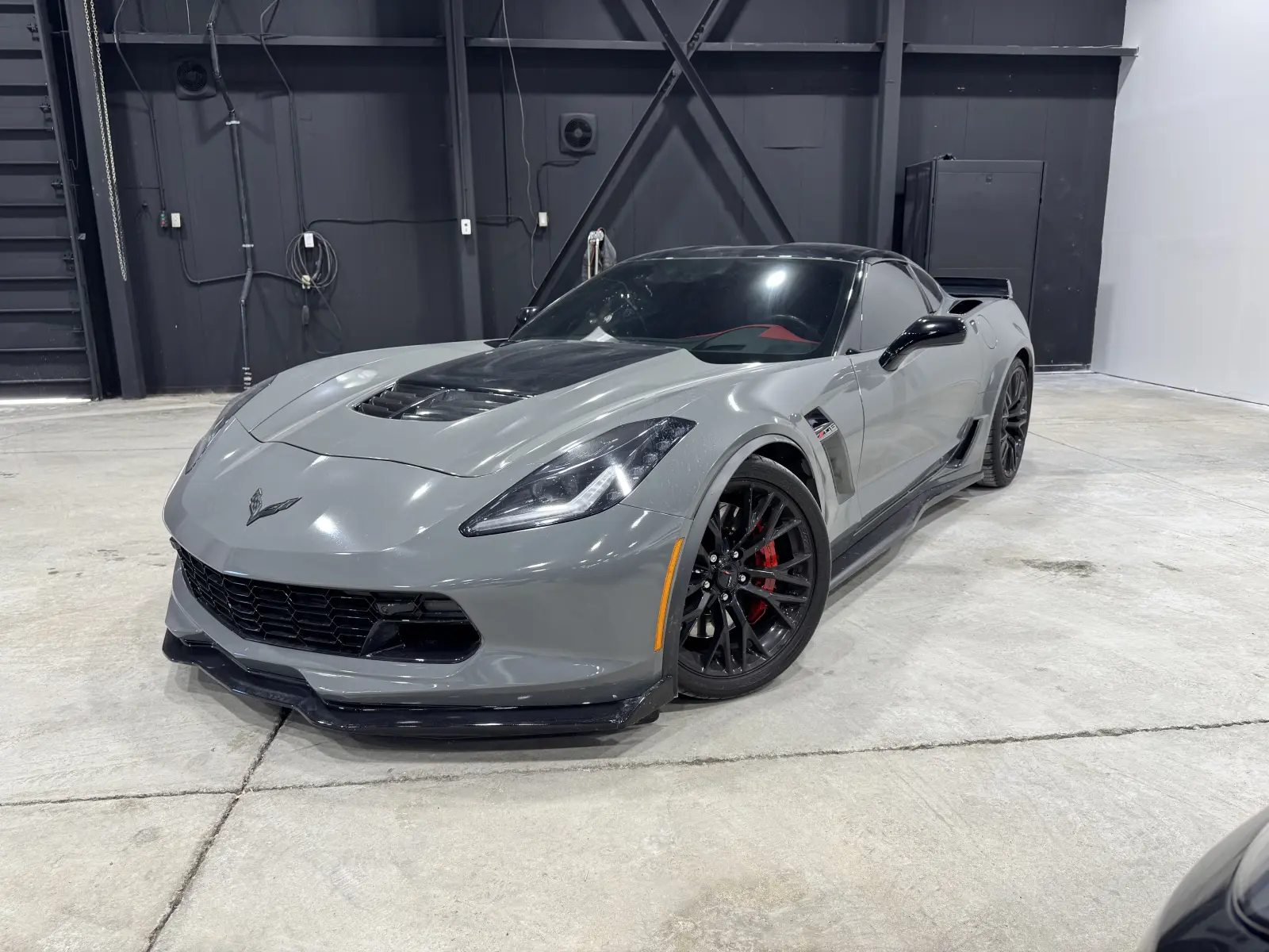 Certified, garage kept, local vehicle, non-smoker 2016 Chevrolet Corvette Z06 in Gray with Red interior – front exterior view